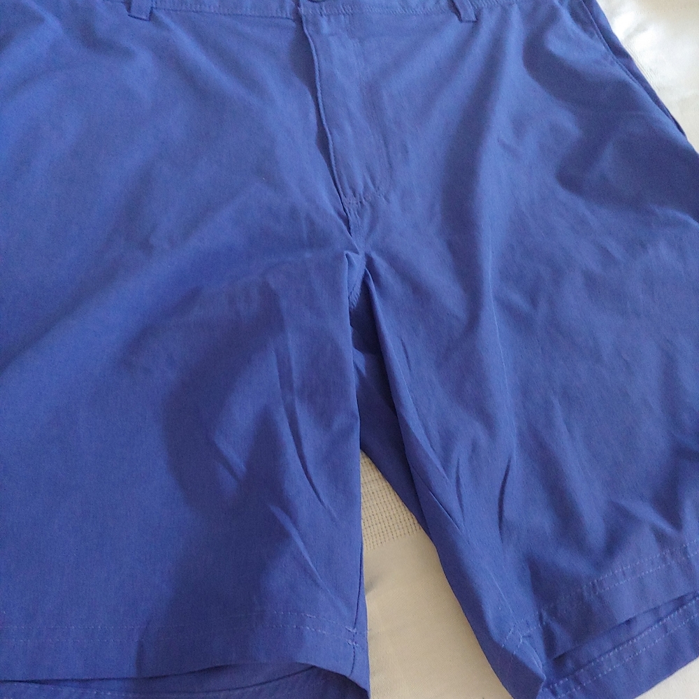 NWT - Falls Creek NEW MENS shorts Size 44 10 In inseam 92% polyester 8% spandex.